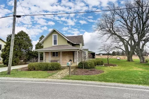 6584 Dialton Rd, Springfield, OH 45502 photo 2