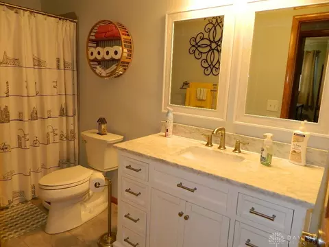 1649 Yorkshire Ct, Springfield, OH 45503 photo 11