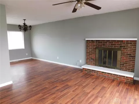1741 Marinette Dr, Springfield, OH 45503 photo 10