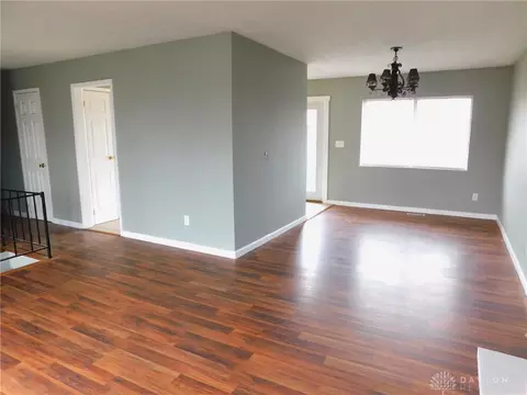 1741 Marinette Dr, Springfield, OH 45503 photo 11