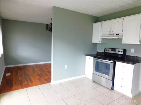 1741 Marinette Dr, Springfield, OH 45503 photo 12
