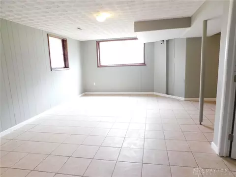1741 Marinette Dr, Springfield, OH 45503 photo 29
