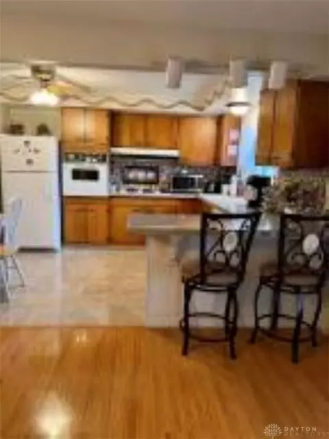1380 Buck Creek Ln, Springfield, OH 45502 photo 8