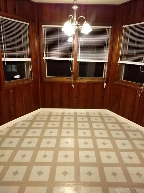 12 Laurel Rd, Medway, OH 45341 photo 5