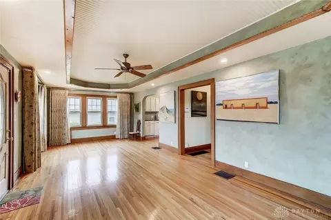 220 S Broadmoor Blvd, Springfield, OH 45504 photo 8
