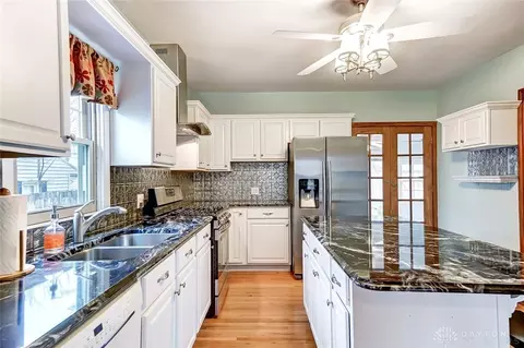 220 S Broadmoor Blvd, Springfield, OH 45504 photo 13