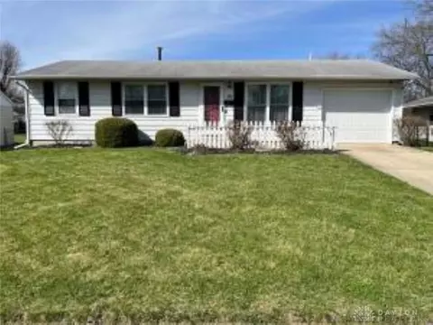 130 W Auburn Ave, Springfield, OH 45506 photo 1
