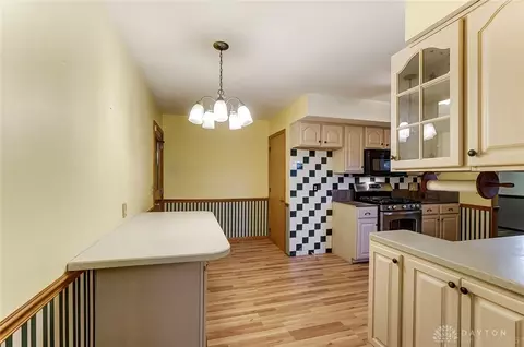 575 Suncrest Dr, Springfield, OH 45503 photo 19