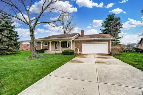575 Suncrest Dr, Springfield, OH 45503 photo 3