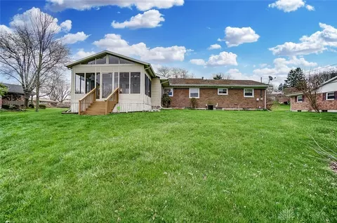 575 Suncrest Dr, Springfield, OH 45503 photo 47