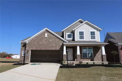 598 Twilight Ln #142, Sugarcreek Township, OH 45440