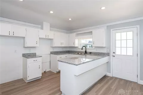 305 N Western Ave, Springfield, OH 45504 photo 15