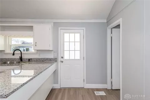 305 N Western Ave, Springfield, OH 45504 photo 23