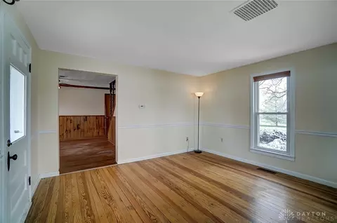 4667 Broadway Rd, Springfield, OH 45502 photo 5