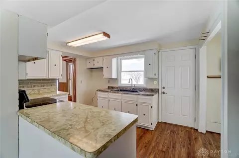 4667 Broadway Rd, Springfield, OH 45502 photo 11