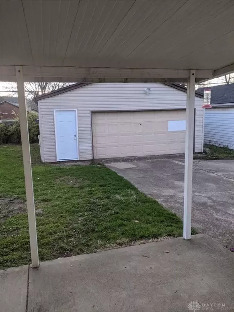 2753 Gladstone St, Kettering, OH 45439 photo 5