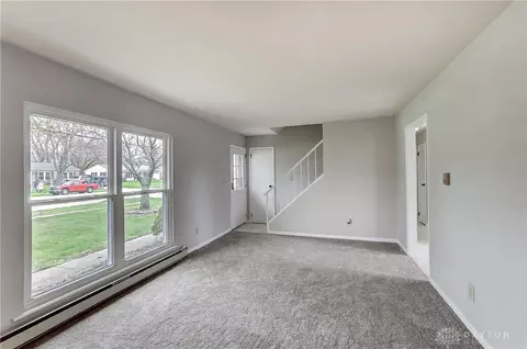 724 E 4th St, Franklin, OH 45005 photo 6