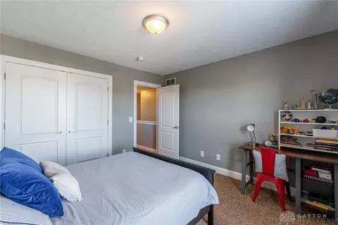 135 E Pugh Dr, Springboro, OH 45066 photo 26