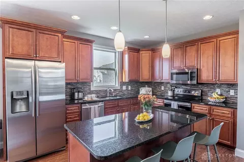 135 E Pugh Dr, Springboro, OH 45066 photo 9