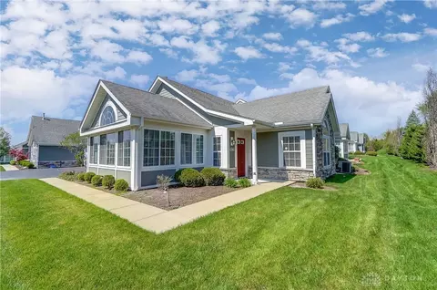 232 Abbey Dr, Springboro, OH 45066 photo 2