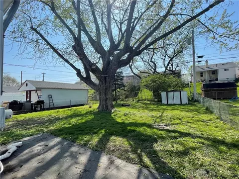 1663 Pell Dr, Dayton, OH 45410 photo 13