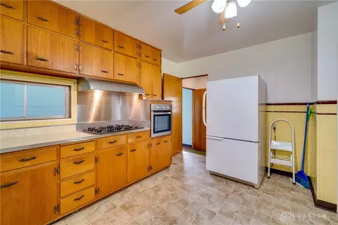 110 N Tecumseh Rd, Springfield, OH 45504 photo 13