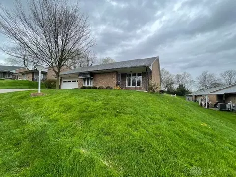 3489 W Turner Dr, Springfield, OH 45504 photo 1