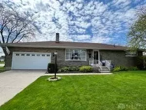1951 Kimberly Cir, Springfield, OH 45503 photo 1