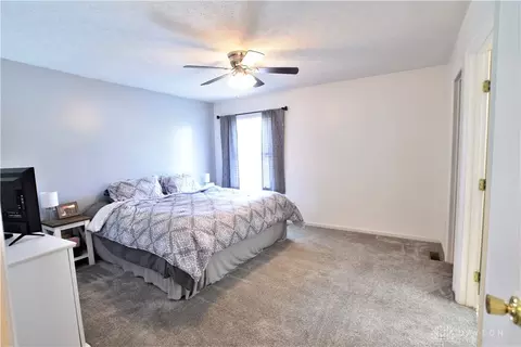 542 Sherman Dr, Franklin, OH 45005 photo 8