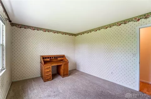 1046 Lisa Ct, Springfield, OH 45504 photo 33
