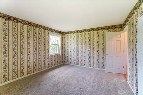 1046 Lisa Ct, Springfield, OH 45504 photo 31