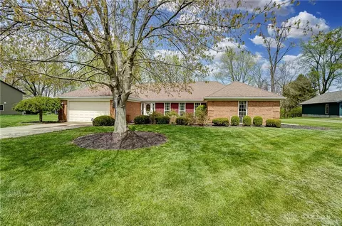 1046 Lisa Ct, Springfield, OH 45504 photo 5