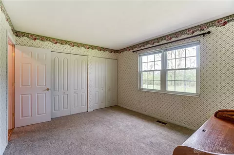 1046 Lisa Ct, Springfield, OH 45504 photo 34