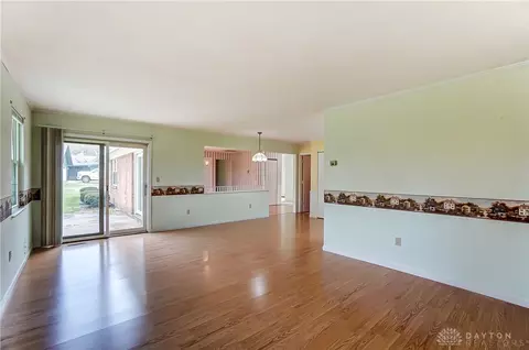 1046 Lisa Ct, Springfield, OH 45504 photo 20