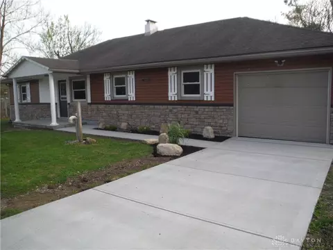 921 Beach Dr, Medway, OH 45341 photo 5