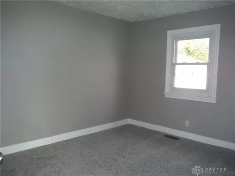 921 Beach Dr, Medway, OH 45341 photo 40