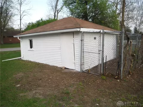 921 Beach Dr, Medway, OH 45341 photo 34