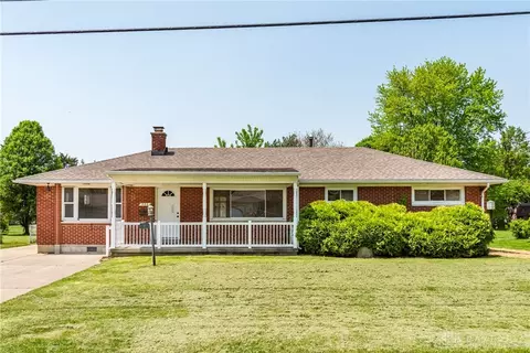 701 Geron Dr, Springfield, OH 45505 photo 2