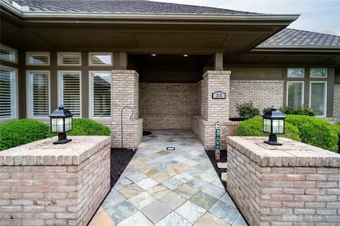 35 Arcadian Dr, Springboro, OH 45066 photo 3