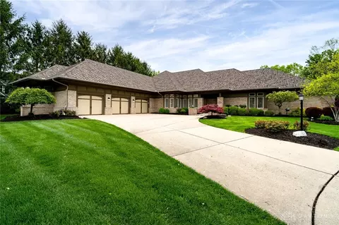 35 Arcadian Dr, Springboro, OH 45066 photo 2