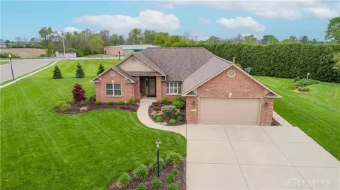 15 Brookston Ct, Covington, OH 45318 photo 2