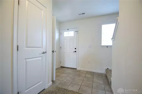 534 Recess Dr, Dayton, OH 45404 photo 4