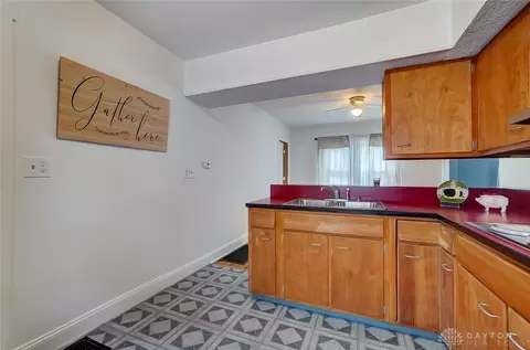 1006 E Southern Ave, Springfield, OH 45505 photo 15