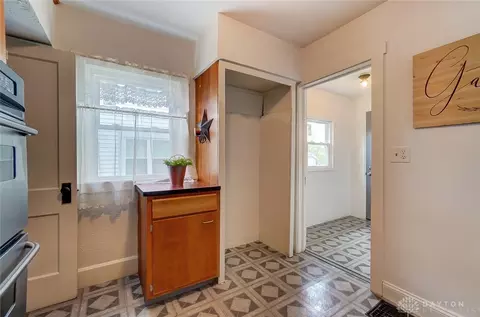 1006 E Southern Ave, Springfield, OH 45505 photo 16