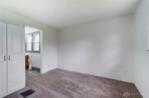 1006 E Southern Ave, Springfield, OH 45505 photo 18