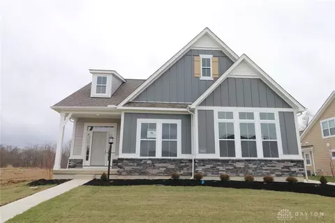5057 Pepperwell Cir #72, Sugarcreek Township, OH 45440