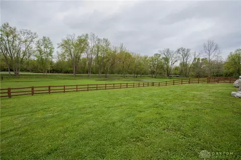 3650 Lower Valley Pike, Springfield, OH 45506 photo 17