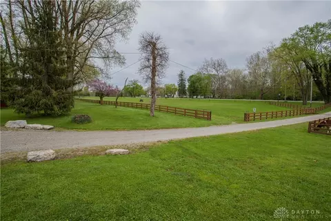 3650 Lower Valley Pike, Springfield, OH 45506 photo 18
