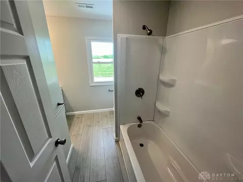 8441 Haddix Rd, Fairborn, OH 45324 photo 32
