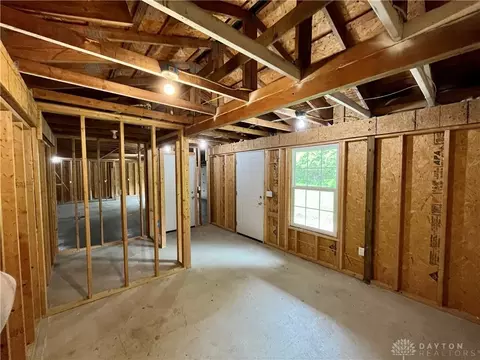 8441 Haddix Rd, Fairborn, OH 45324 photo 39